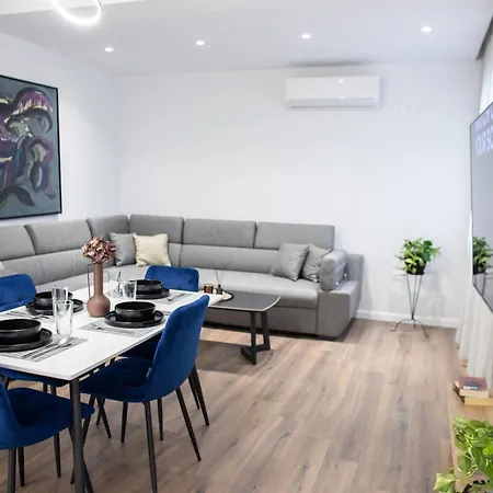 Eka Luxury Apartament