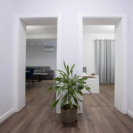 公寓 Eka Luxury 地拉那
