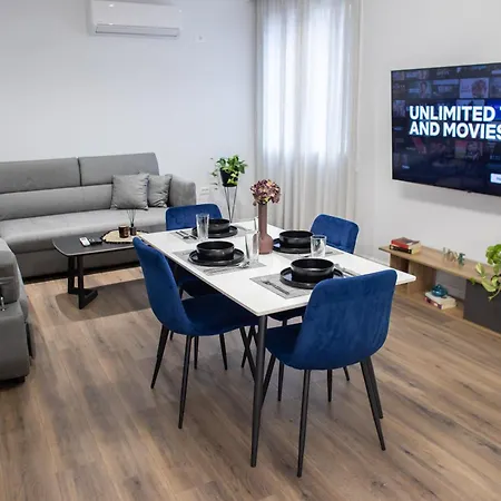 Eka Luxury شقة